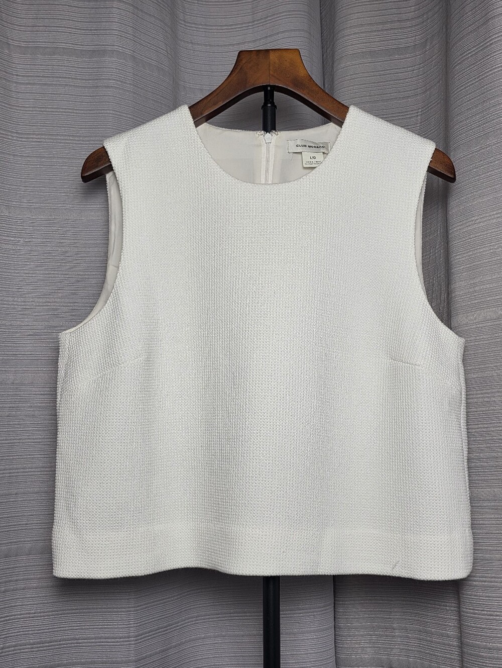 Club Monaco Crop Top Large Structured Textured Quiet Luxury Minimalist Chic
